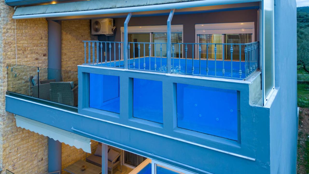 Grand Suites With Private Pools Kalamata Exteriör bild