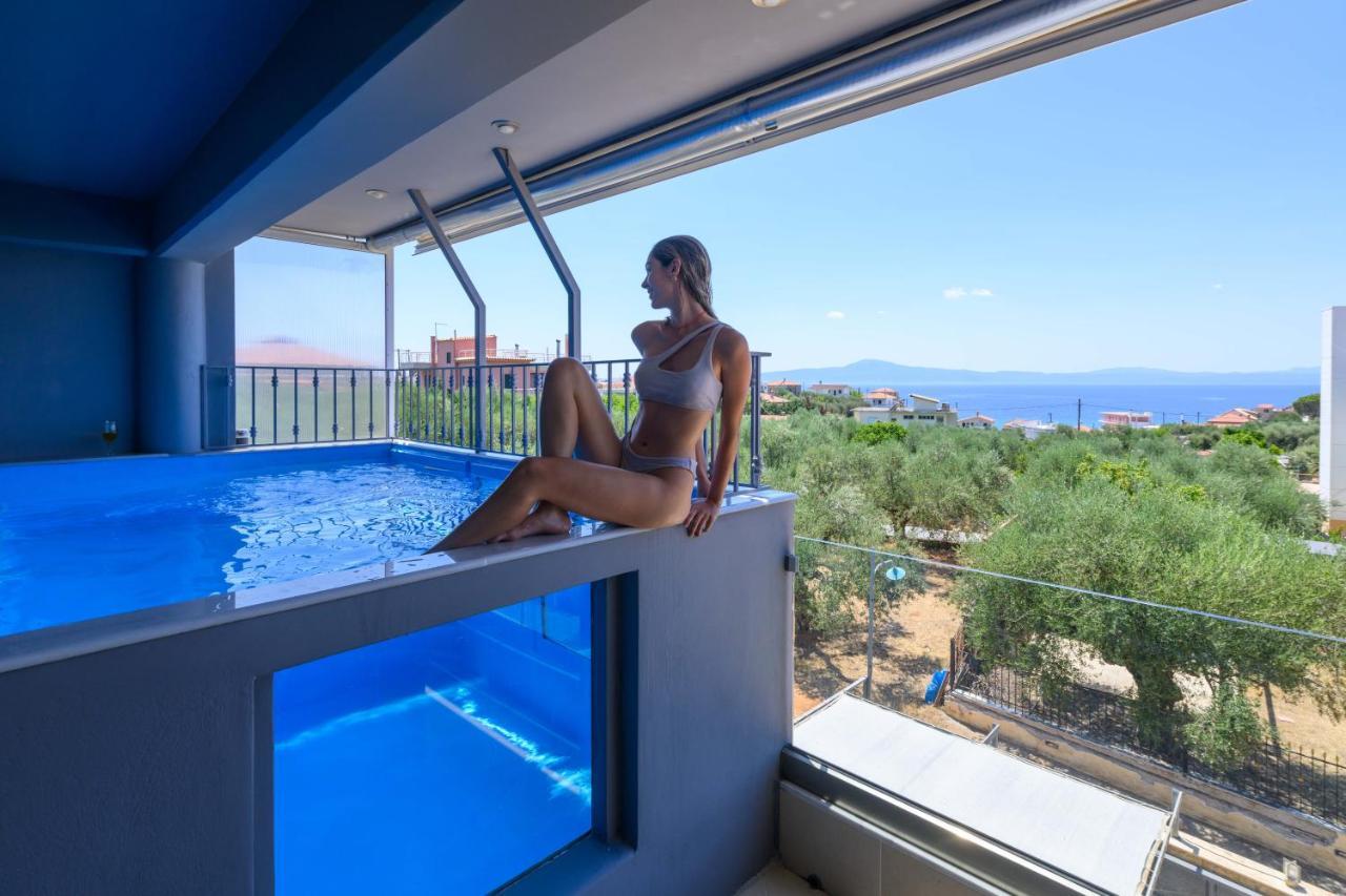 Grand Suites With Private Pools Kalamata Exteriör bild