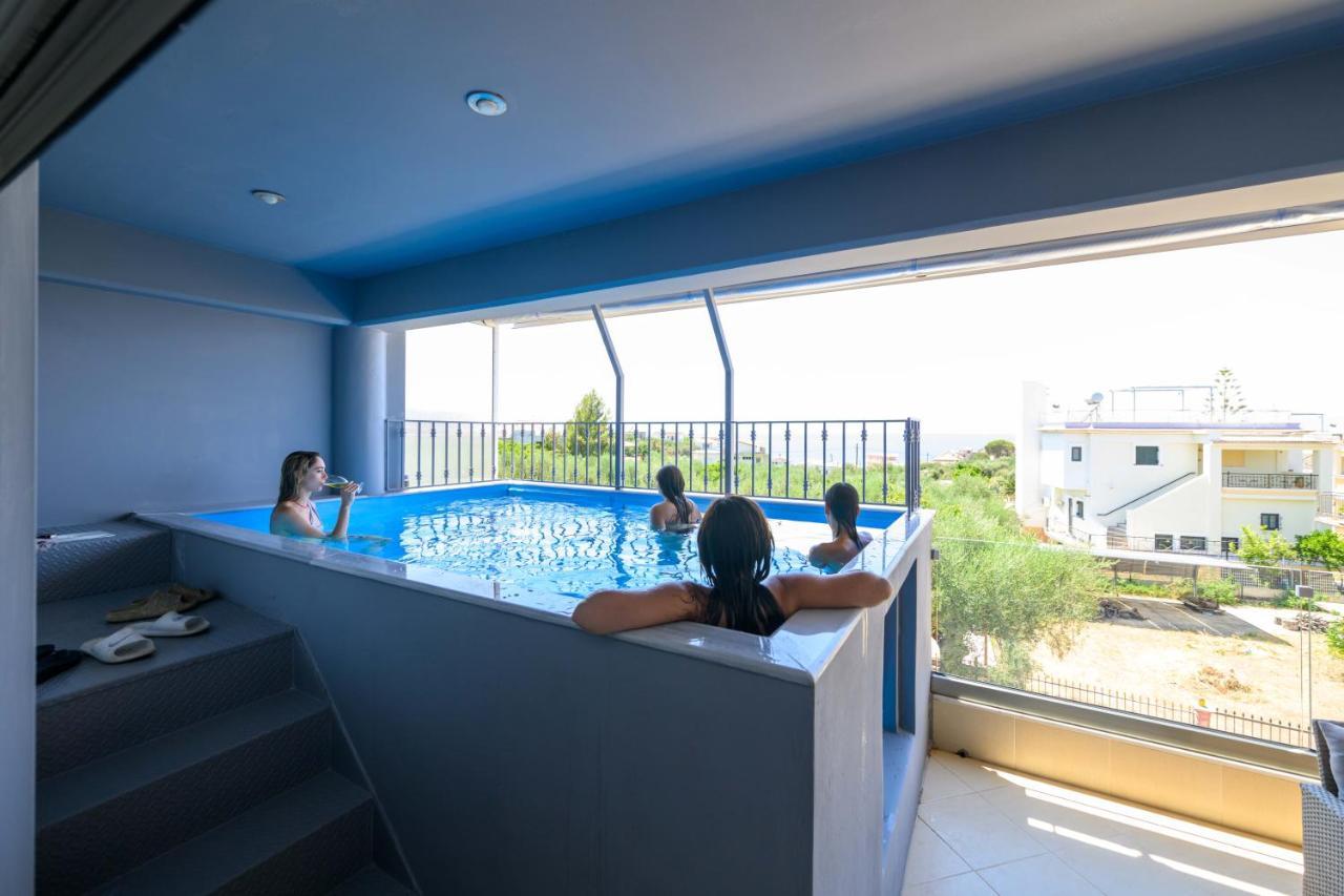 Grand Suites With Private Pools Kalamata Exteriör bild